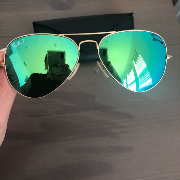 Ray-Ban Polarized Aviators main image 4